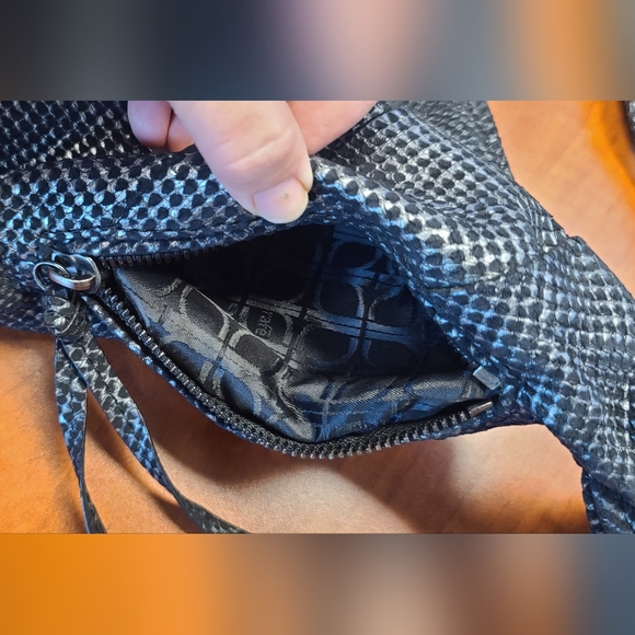 Rafé New York, Rare Vintage Snake Skin look Black/Silver Purse. Large - Picture 5 of 6